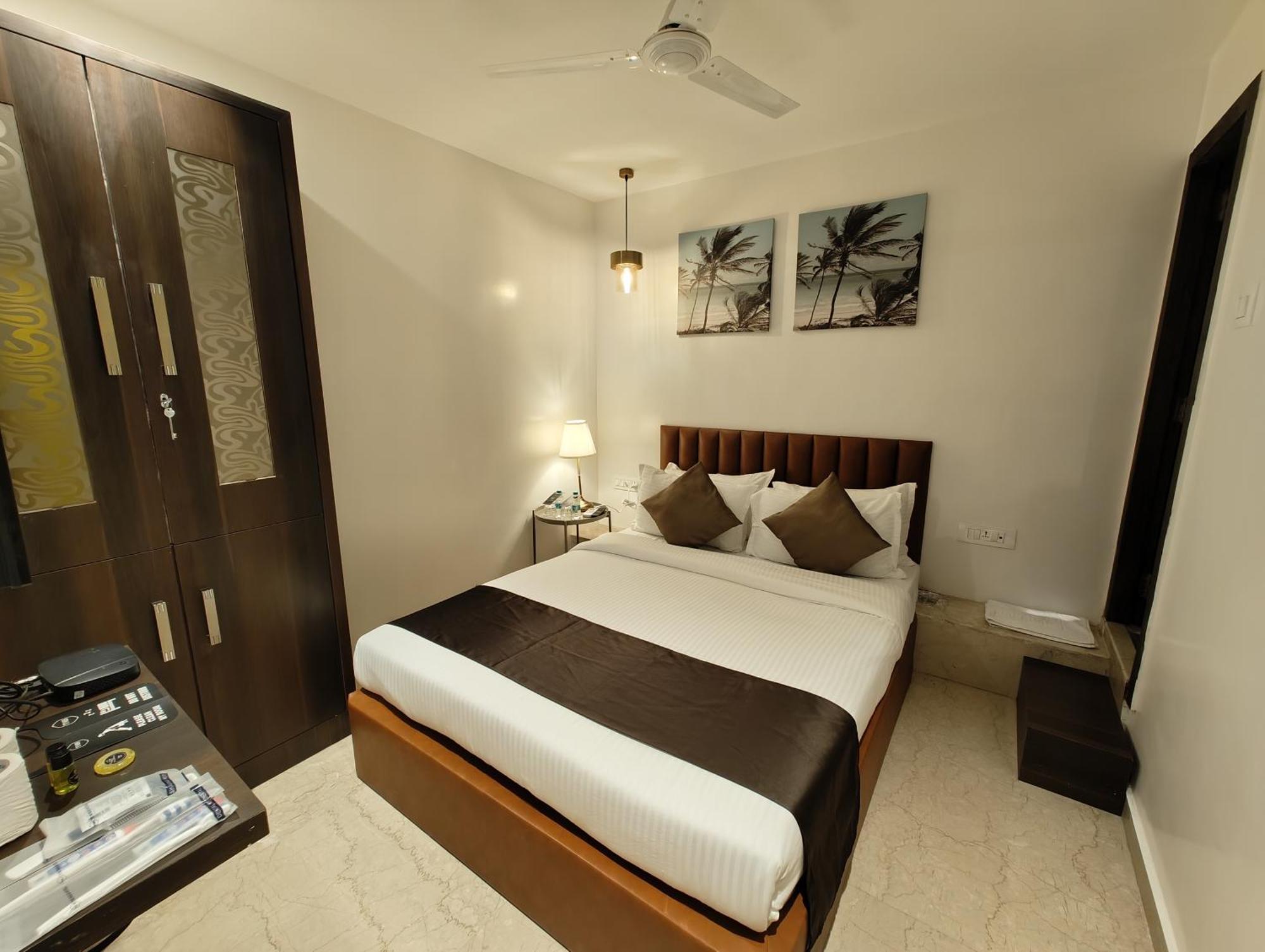 The Majlis Hotel - Colaba 孟买 外观 照片