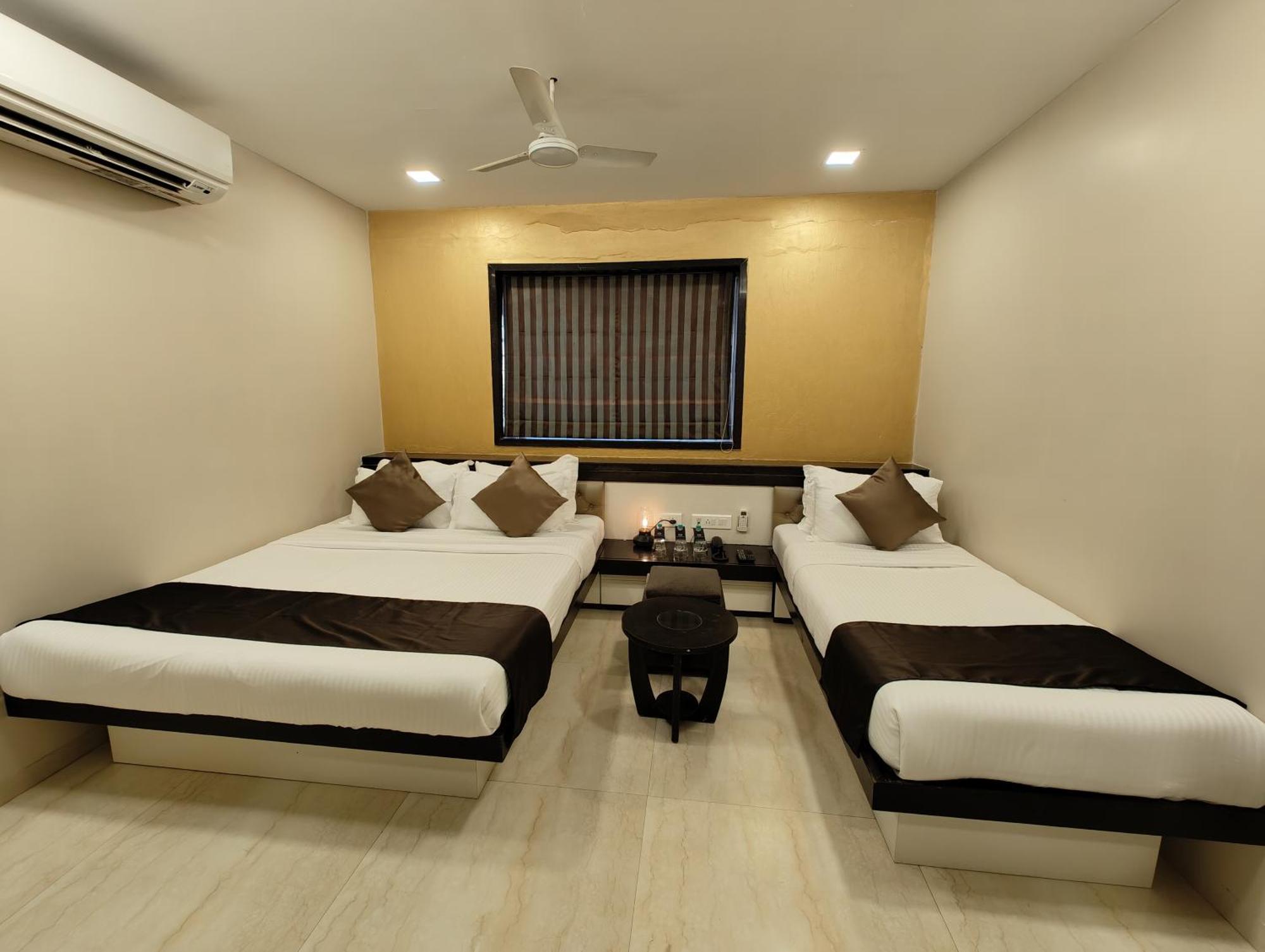 The Majlis Hotel - Colaba 孟买 外观 照片